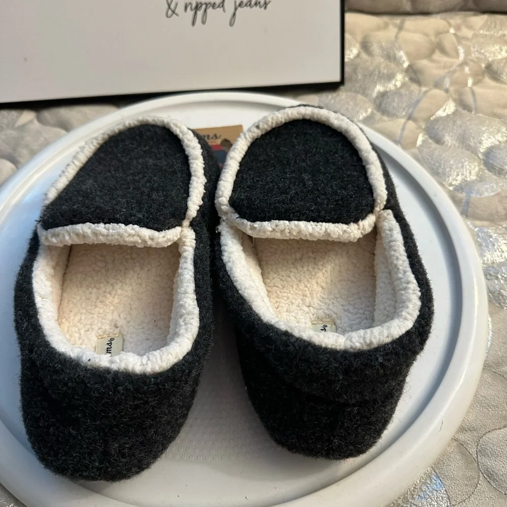 🆕Dearfoams Kid Slippers
